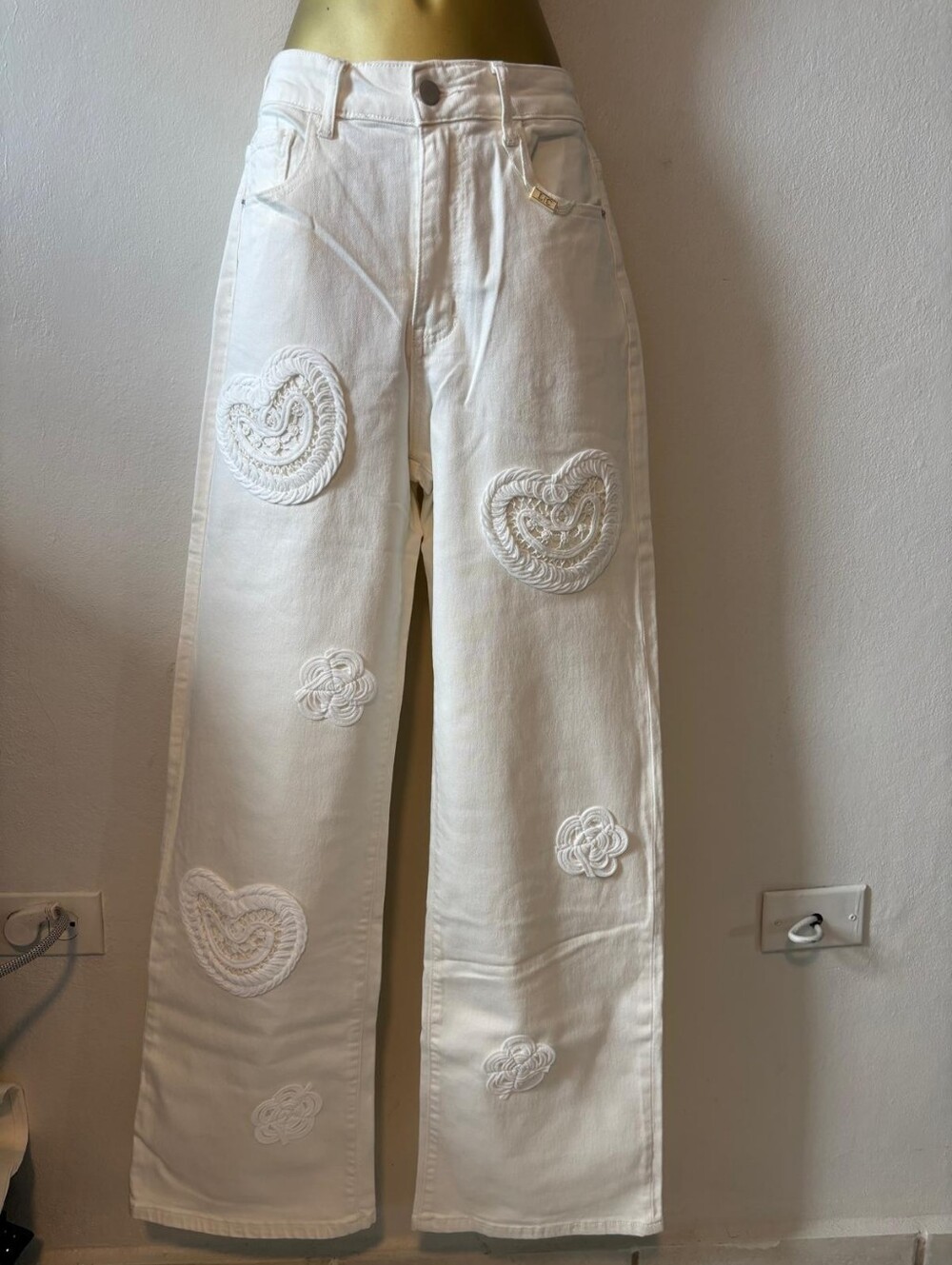 White Wide-Leg Embroidered Heart Jeans